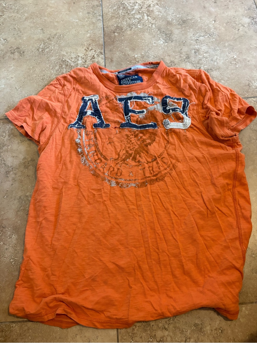 American Eagle Outfitters Orange Short-Sleeve Graphic Tee